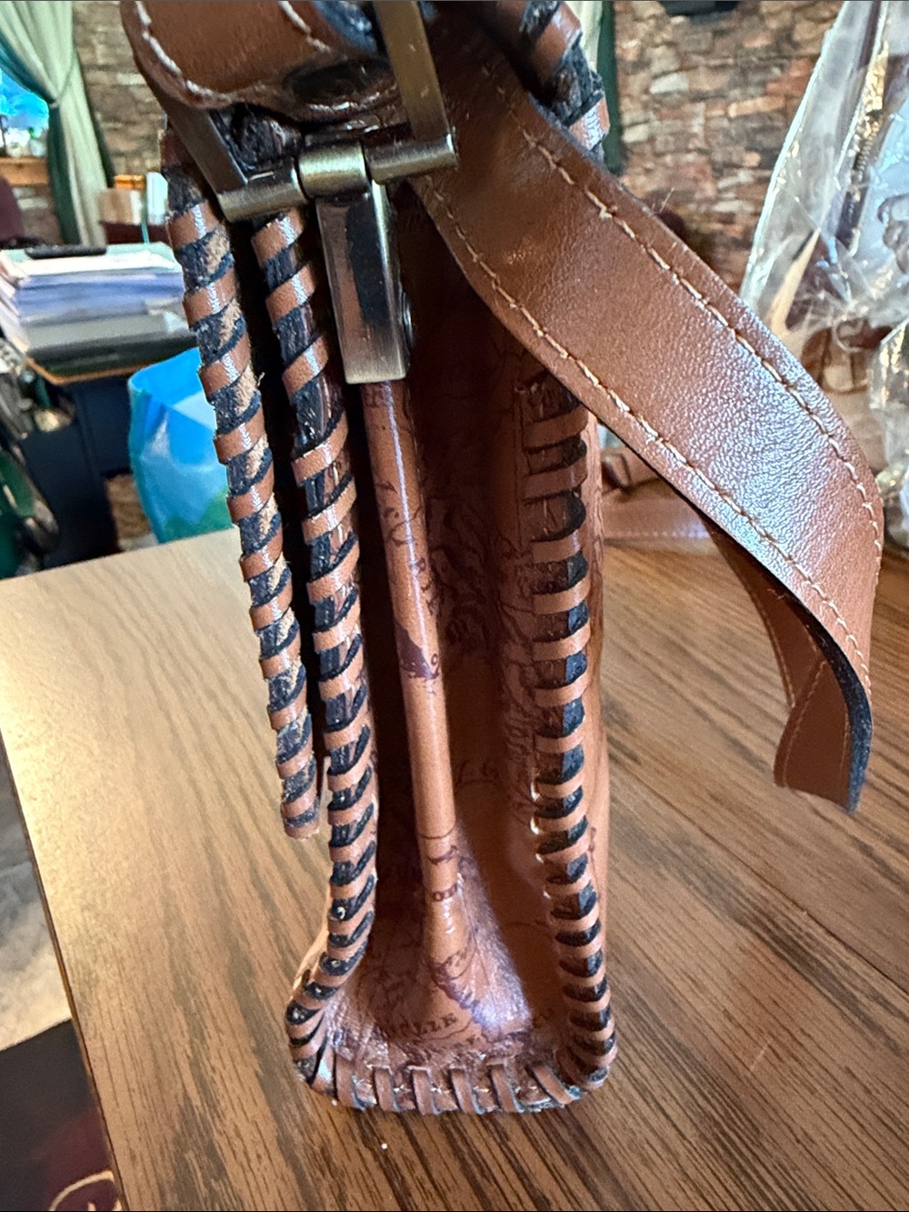 Patricia Nash Sarola Leather crossbody bag - Picture 5 of 15